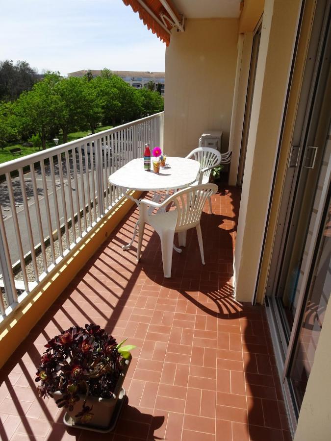 T3 150 M De La Plage, Climatisation, Piscine Et Parking Privatif - Le Lavandou Luaran gambar