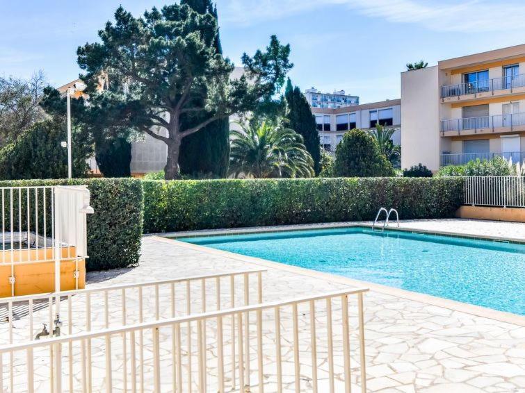 T3 150 M De La Plage, Climatisation, Piscine Et Parking Privatif - Le Lavandou Luaran gambar